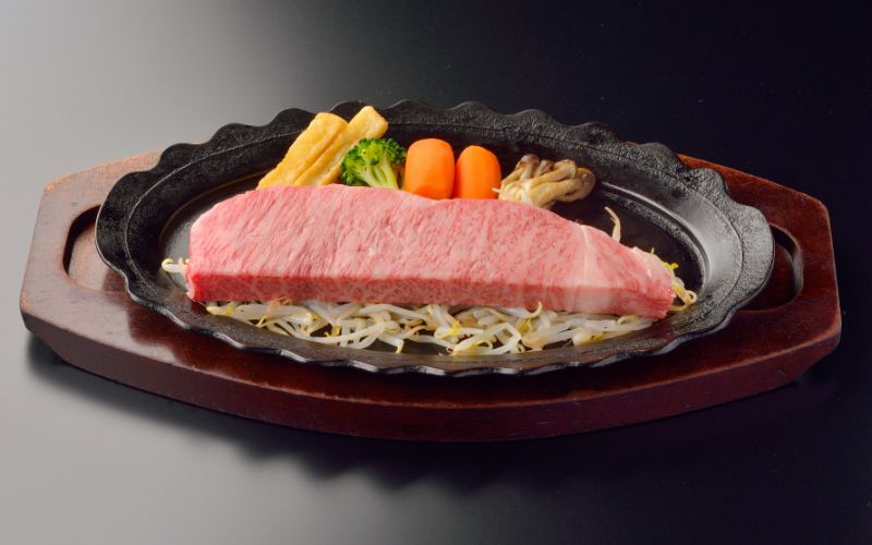 【 A5 仙台牛 】 サーロインステーキ 200g×2枚 計400g / 牛肉 肉 お肉 ブランド牛 国産牛 和牛 黒毛和牛 霜降り 赤身 焼肉 BBQ ステーキ サーロイン 鉄板焼き 人気 贈答 贈り物 プレゼント ギフト 仙台 すてーきはうす伊勢屋 肉 牛肉 ステーキ 肉 牛肉 ステーキ 肉 牛肉 ステーキ 肉 牛肉 ステーキ 肉 牛肉 ステーキ 【iseya003】 200g × 2P合計400g