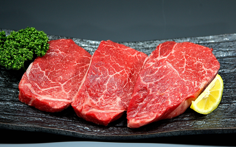 宮城県産 仙台牛 ランプステーキ 500g ( 約170g × 3枚 ) 肉 牛肉 和牛 国産 冷凍【sari002】