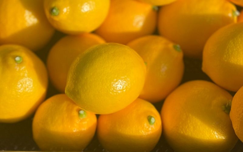 【もぎたて直送！】皮まで美味しい 黄金レモン 6個セット 約720g  / レモン ハウスレモン 檸檬 果物 くだもの 柑橘 高糖度 果汁 酸味 旬 新鮮 産地直送 【wakuyaengei004】