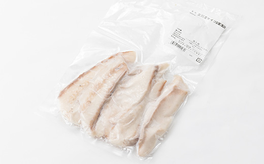 帆立貝柱生食用、女川産養殖銀鮭お刺身用と季節の地魚3種詰合せ【配送不可地域：離島】