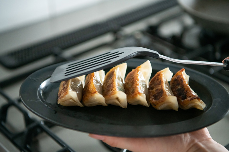 至福の白餃子 24個詰合せ 餃子の餃天 化学調味料無添加