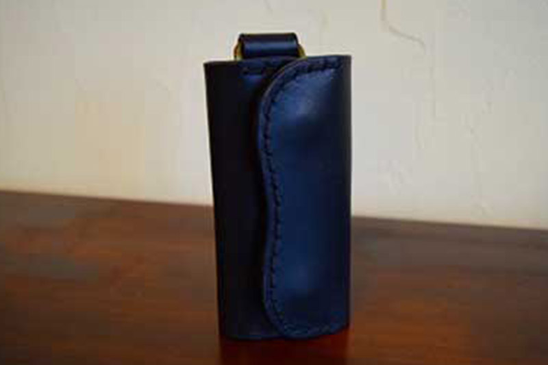 高級牛革 手縫い キーケース  (ブラック) 革細工工房ROVER（ローバー） 牛革 革 レザー