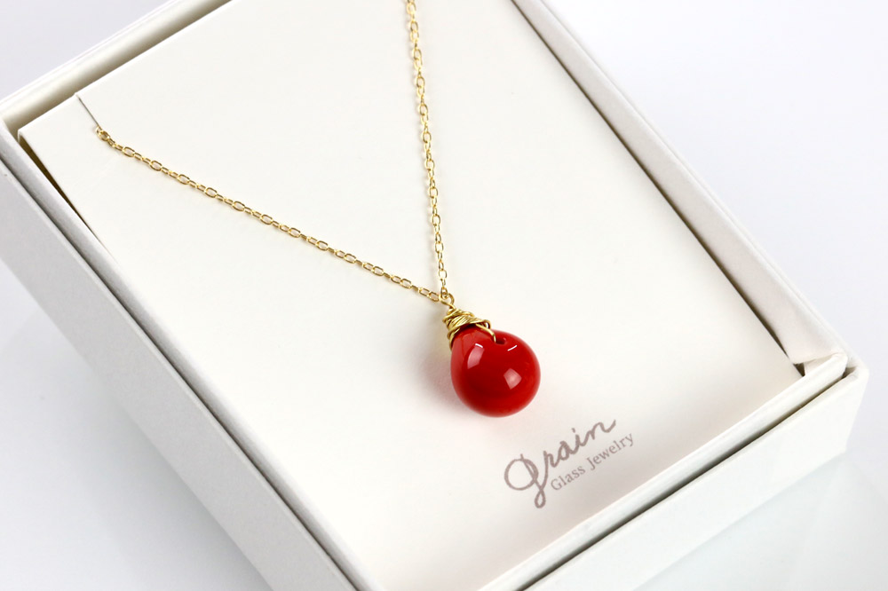 しずくネックレス 【レッド】ガラスジュエリー Glass Jewelry grain アクセサリー 秋田