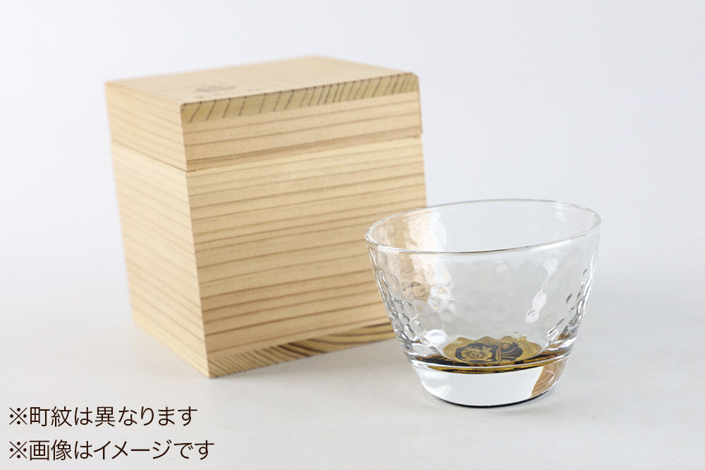 川連蒔絵ガラス 土崎港曳山まつり町紋ぐい呑（杉箱入り）【本山町】 [ぐい呑 ぐい呑み ぐいのみ ぐい飲み 酒器 ガラス]