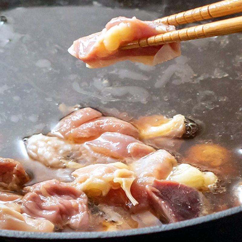 数量限定 平飼い秋田比内地鶏  200g 2パックセット  詰め合わせ  平飼い 地鶏 鶏肉 鳥肉 お肉 肉 秋田 秋田県 能代市
