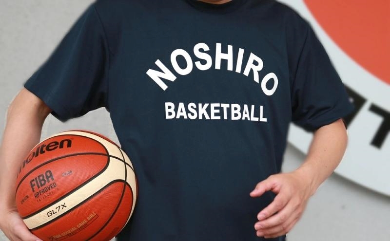 「バスケの街 能代」 オリジナルＴシャツ 【ネイビー】M