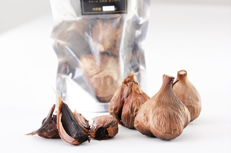 できたてだからこその高糖度！ファーム9代目 長左衛門の大玉熟成黒ニンニク400g(100g×4袋)