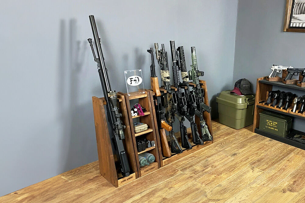 WOOD WORKS 日本製 ハンドガンスタンド 1丁掛【本体カラー:ミリタリーグリーン】完成品 [WOOD WORKS ウッドワークス 日本製 ハンドガン ガンラック サバゲー ミリタリー エアガン 電動ガン ガスガン 飾る 収納 インテリア military]