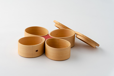 365P6001 【大館曲げわっぱ】花 二段（朱）