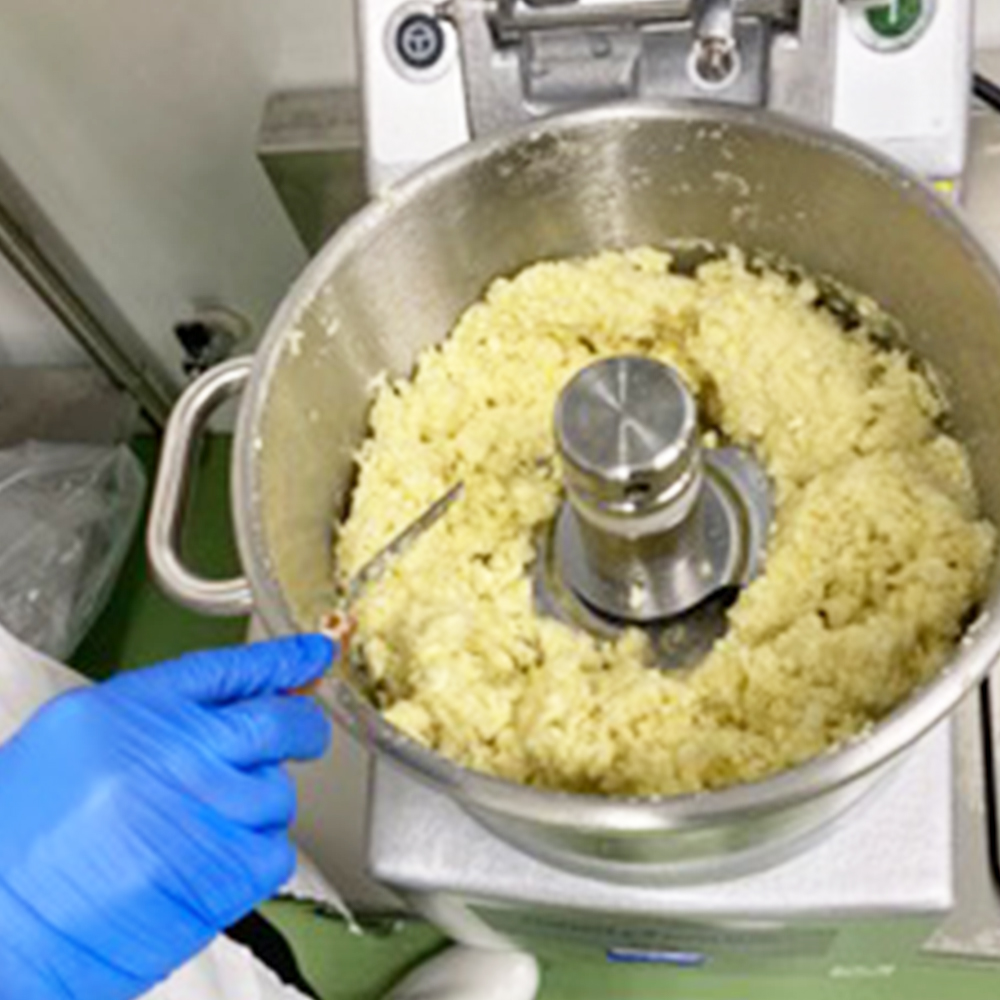 あきたしらかみにんにく 冷凍ペースト 600g（約200g×3袋）　40P3220