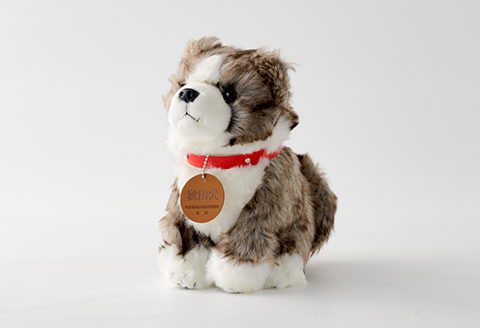 65P7306 秋田犬虎毛ぬいぐるみ　座りＭサイズ