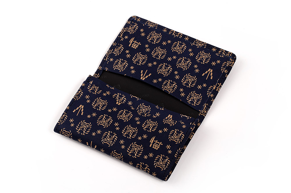 なまはげ館オリジナルデザイン印伝 名刺入れ（紺） 和柄