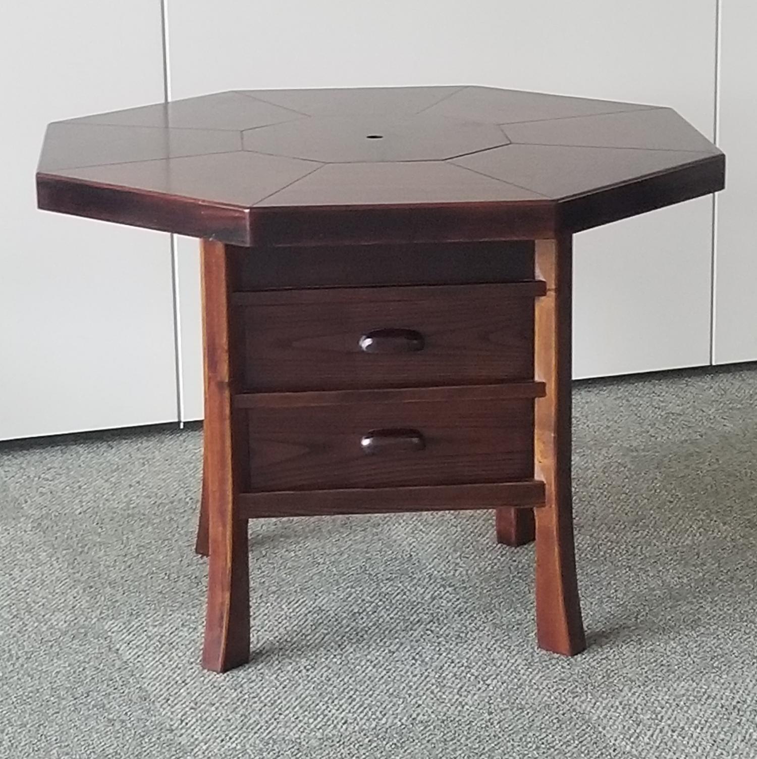 八角火鉢テーブル（卓上IHコンロ付） 机 座卓 ちゃぶ台 火鉢 炉 八角形テーブル ダイニングテーブル 卓上IHコンロ付 アンティーク調 高級 インテリア 家具 レトロ 和モダン 和室【(有)高松木工】[F8802]