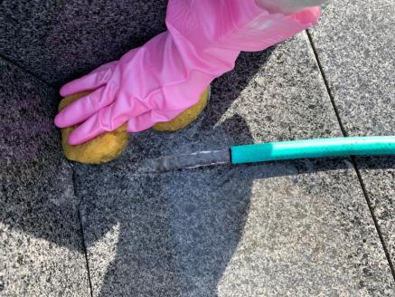 お墓お掃除代行 リピーター様多数 プロにお任せください【有限会社仏壇と墓石の宝輪】[B5-10501]