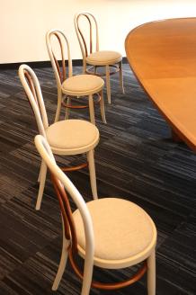 スーパー楕円曲木椅子/ツートン４脚セット【Orbray株式会社】[F14004]