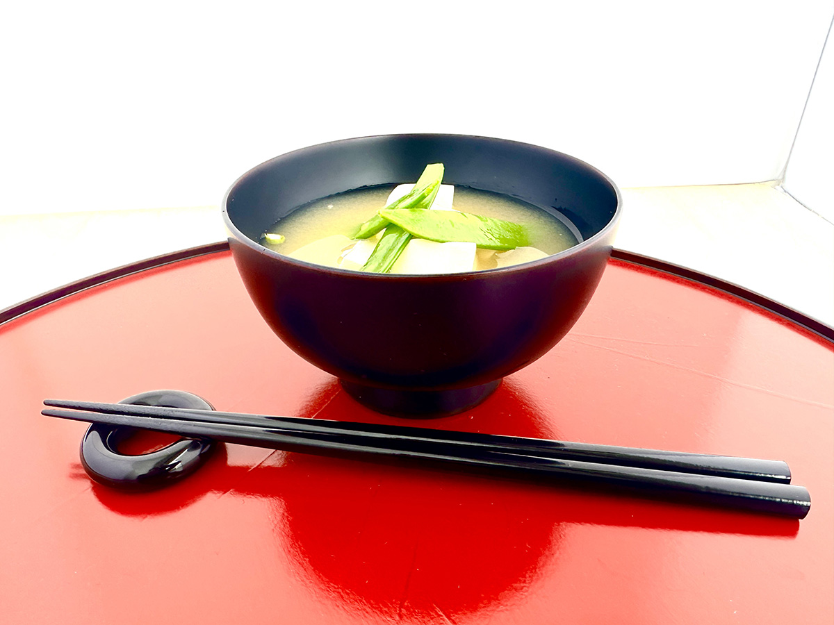 川連漆器 箸付夫婦たっぷり椀（銀朱・銀溜）紙箱入【(株)佐藤商事】[H5504]