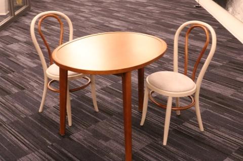 スーパー楕円曲木椅子/ツートン【Orbray株式会社】[F14002]