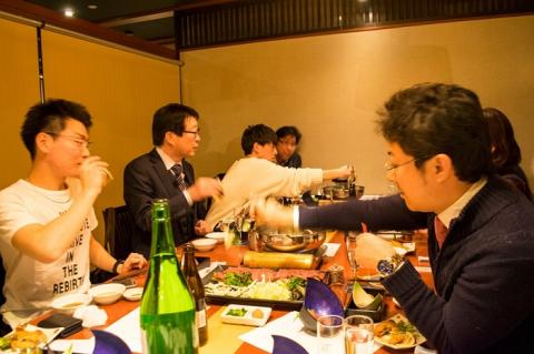 秋田牛すき焼き用2人前山菜･野菜･ゴマだれセット【湯沢グランドホテル】[N4602]