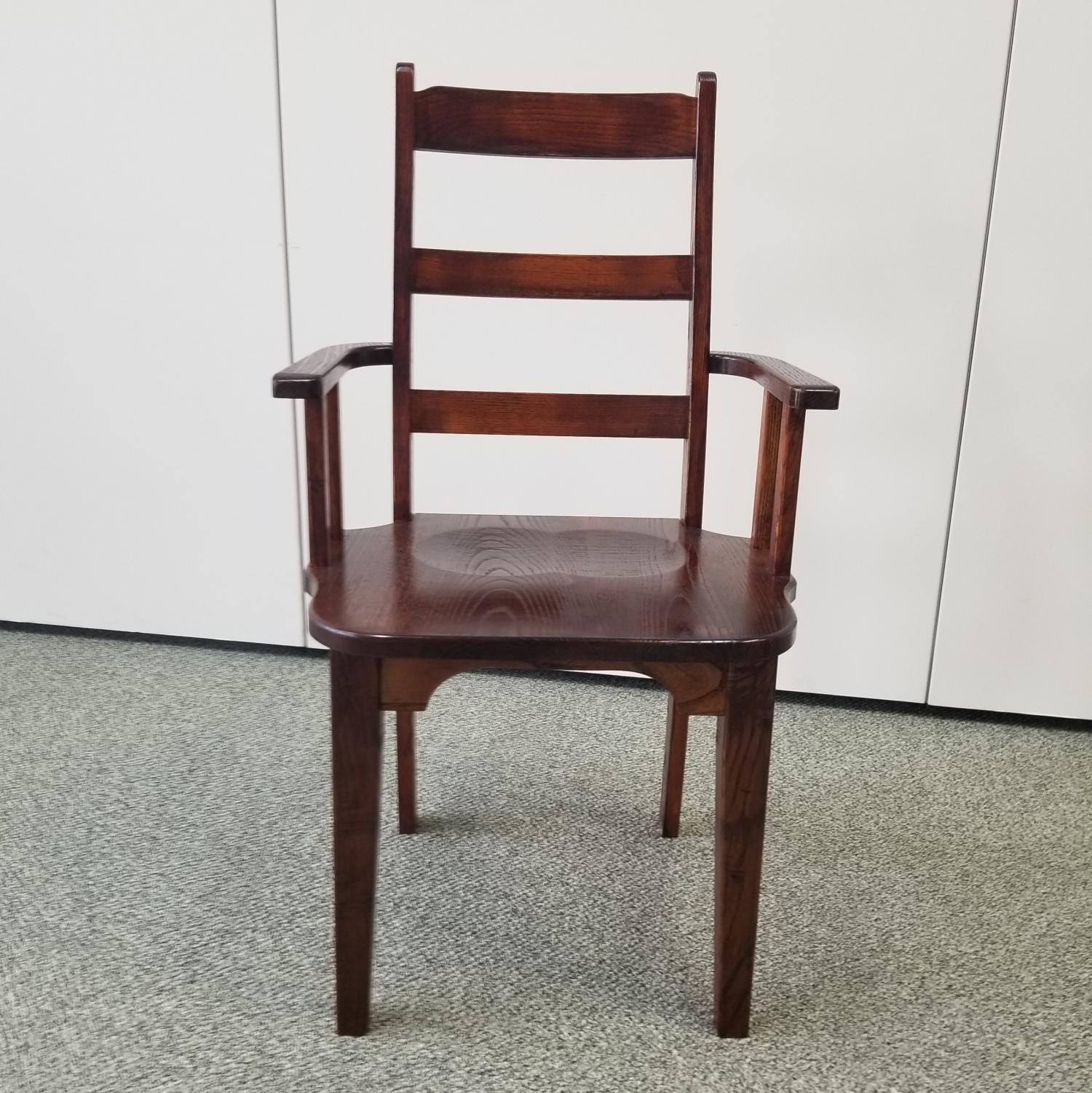 ハイバックチェアー（肘付）椅子 いす イス ハイバック 肘付きチェア 背もたれ ダイニングチェア 木製チェア 食卓椅子 高座椅子 アンティーク調 高級 インテリア 家具 レトロ 和モダン 和室【(有)高松木工】[F8805]