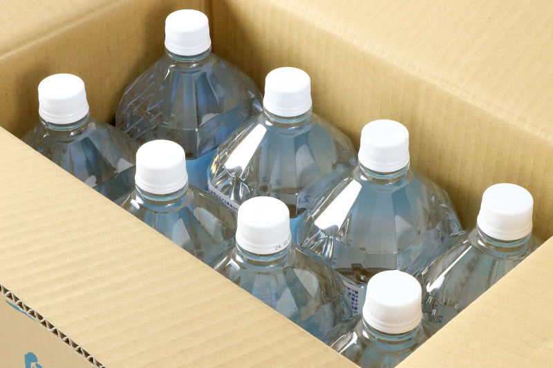 《定期便9ヶ月》鳥海山自然水(2L)8本×9か月連続 計72本