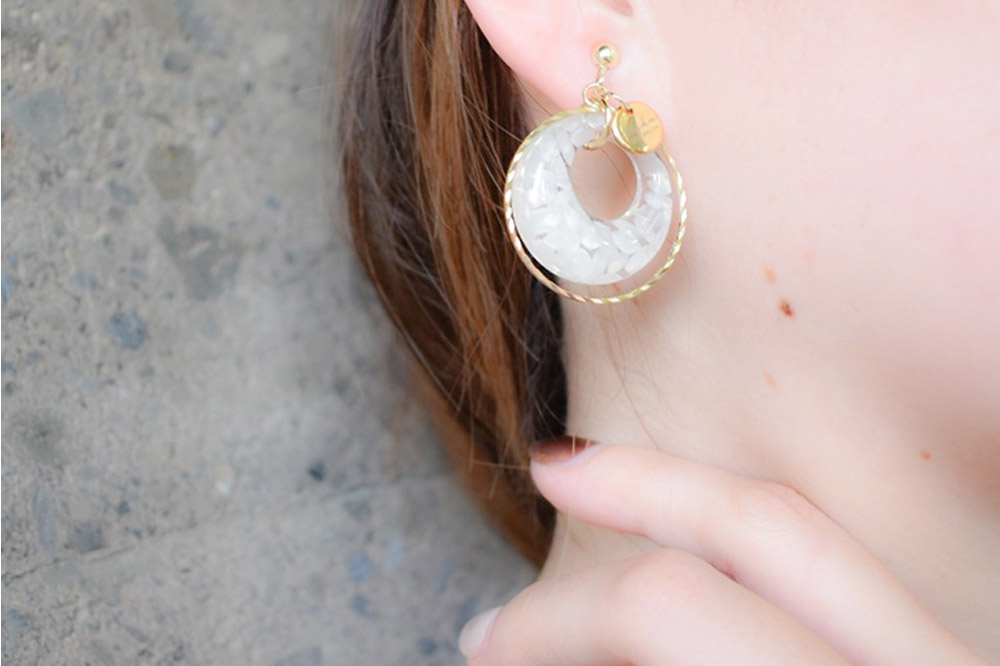 大仙市産あきたこまちのリングピアス ｜お米のアクセサリー