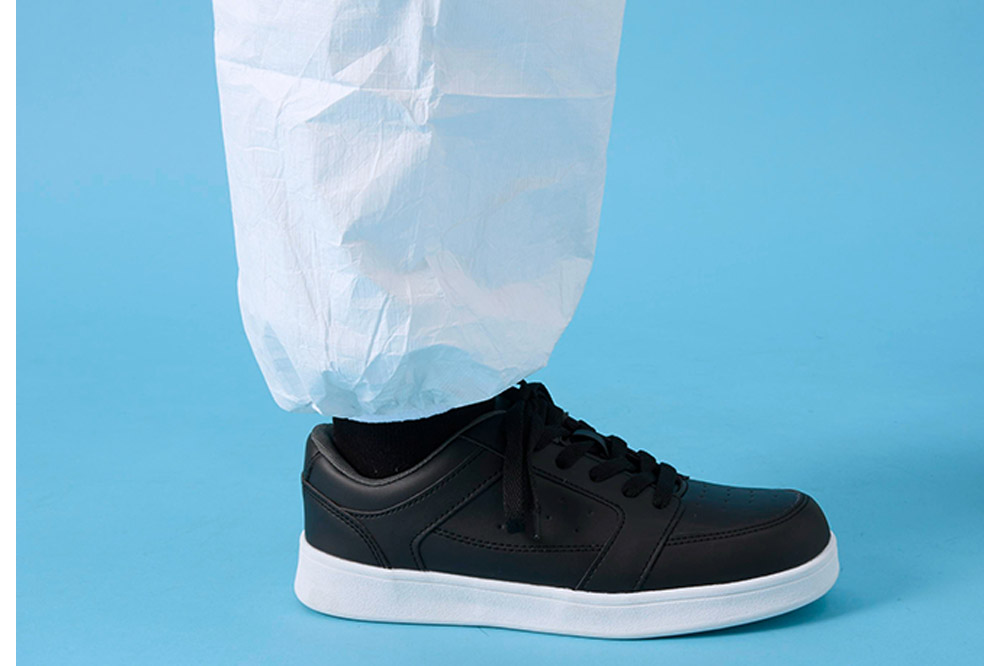 タイベック（R)製 ジャンパー、ズボンセット（LL）