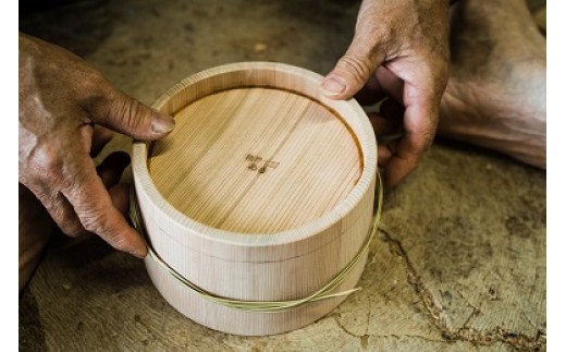 天然秋田杉 ワインクーラー(竹タガ) 国産 職人手作り シャンパンクーラー ボトルクーラー 天然木 木製 日本製 職人 手作り バケツ 保冷 保温 氷 シャンパン ワイン