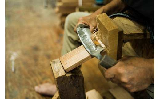 天然秋田杉 花手桶(竹タガ) 国産 職人手作り 天然木 木製 日本製 職人 手作り お墓参り用品 墓参用 お盆用品 お彼岸用