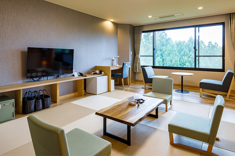 《セルリアンリゾートAONI》宿泊券1名様（1泊2食付）100％源泉掛け流し温泉と季節の会席御膳