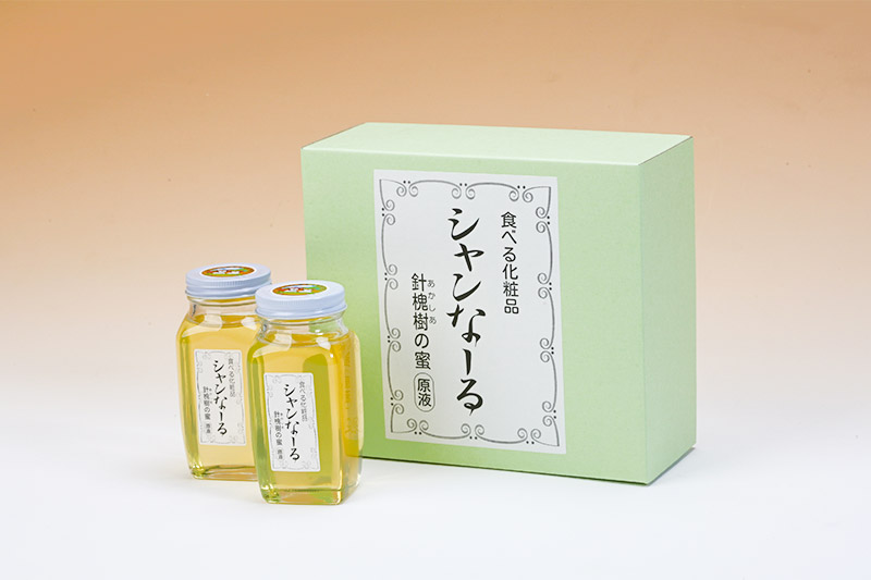 白神山地の純粋なアカシアのハチミツ「シャンなーる」320g×2本 計640g 箱入り