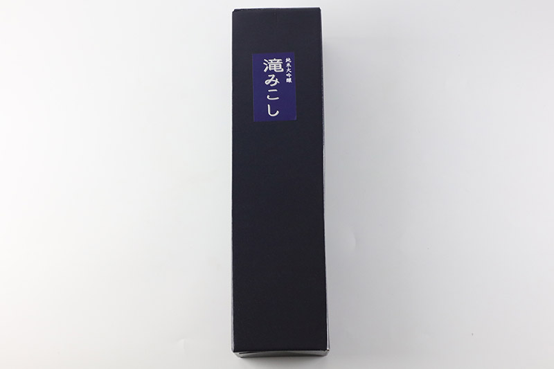 日本酒 世界遺産白神山系の地酒 純米大吟醸「滝みこし」1800ml
