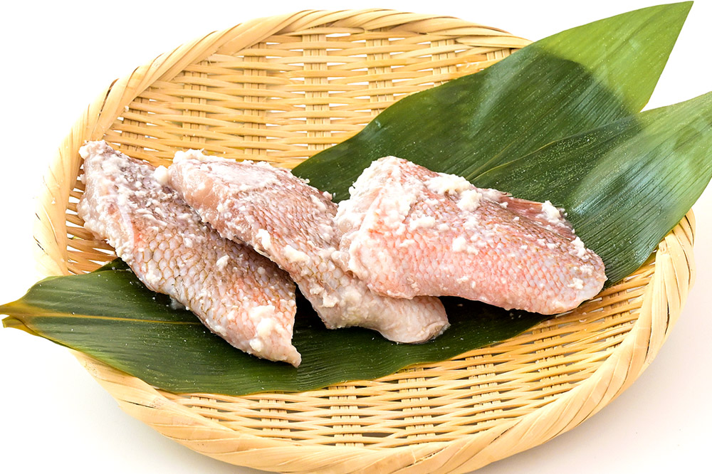 塩麹漬（赤魚）3切入り × 3パック 秋田県八峰町 鈴木水産