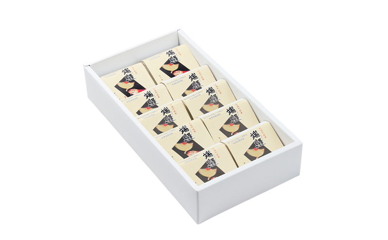 ブランデー香る秋田銘菓「端縫（はぬい）」10個入 ［菓子舗 木村屋］ 西馬音内盆踊りから生まれた和風バターケーキ【 お菓子 ケーキ スイーツ 栗 マロン バター 銘菓 老舗 秋田 羽後 】