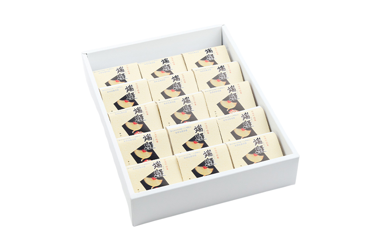 ブランデー香る秋田銘菓「端縫（はぬい）」15個入 ［菓子舗 木村屋］ 西馬音内盆踊りから生まれた和風バターケーキ【 お菓子 ケーキ スイーツ 栗 マロン バター 銘菓 老舗 秋田 羽後 】