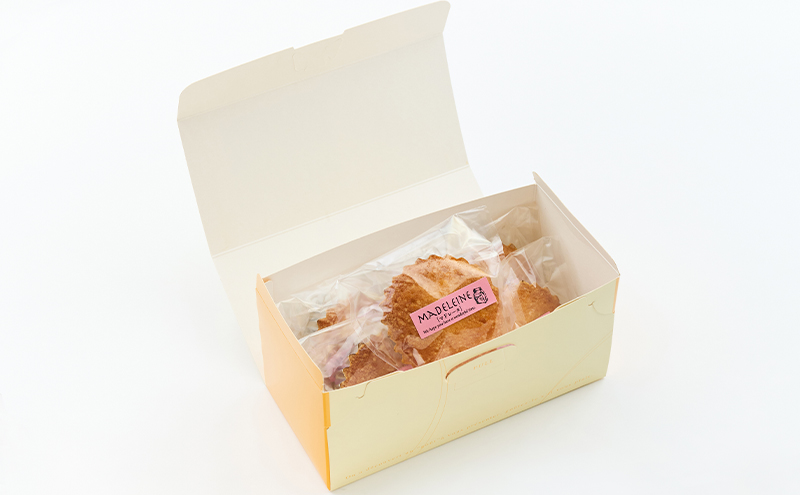 ほんのり香る発酵バター マドレーヌ 5個［菓子舗 木村屋］西馬音内【 お菓子 洋菓子 ケーキ スイーツ バター 銘菓 老舗 秋田 羽後 】