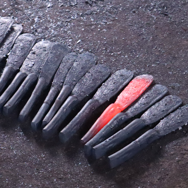 【飛庄】青紙鋼仕様　ろう付けA型 200mm FY22-383