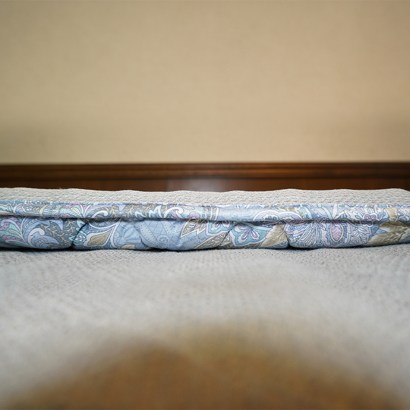 【備長炭ハニカム】イビキ専用枕 片面凹凸構造 シルクピロ