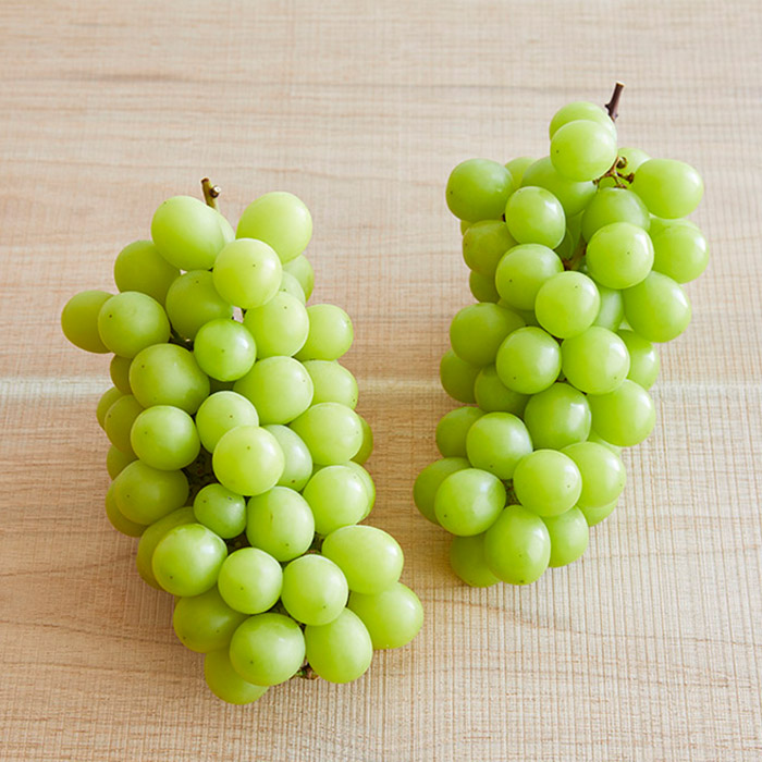 ぷりぷりのシャインマスカット 2房 約1.2kg(1房500g～700g) 【令