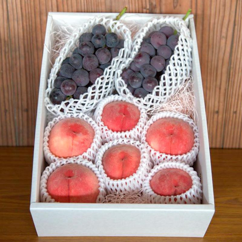 旬の桃と大粒ぶどうピオーネ 詰め合わせ 約3.5kg【令和8年産