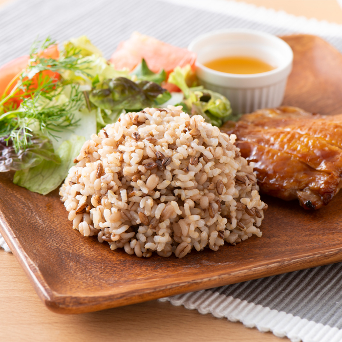 【城北麺工】スーパー大麦 もち麦・玄米ごはん 24個 FY25-873