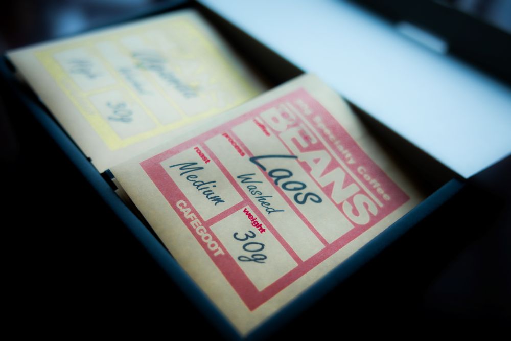 自宅で楽しめる セレクト 6種 自家焙煎 コーヒー 6袋 ( 1袋 30g ) 【豆タイプ】 自家焙煎珈琲 カフェグート