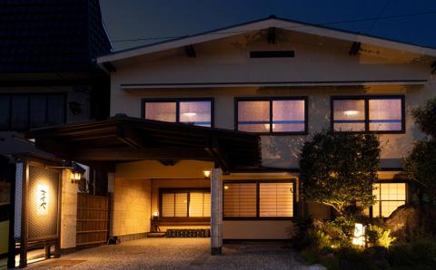 湯田川温泉　ますや旅館　詣でる つかる 頂きます1泊2食付ペア宿泊券 J55-901