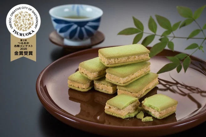 【つるおか名物コンテスト菓子部門：最高金賞】　鶴岡鶴姫レッドメロンサンド　12個入 × 2箱　K-735　鶴岡地区物産協同組合