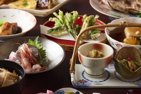 湯田川温泉　つかさや旅館　詣でる つかる 頂きます1泊2食付ペア宿泊券