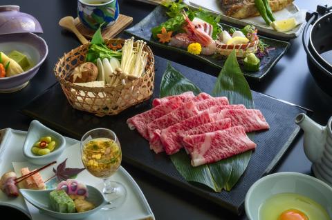 あつみ温泉　高見屋別邸久遠　詣でる つかる 頂きます1泊2食付ペア宿泊券