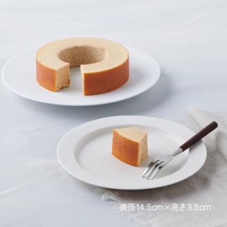 SB0725　お米のバウム 1個(プレーン)・お米のロールケーキ 1本(和栗)の詰め合わせ