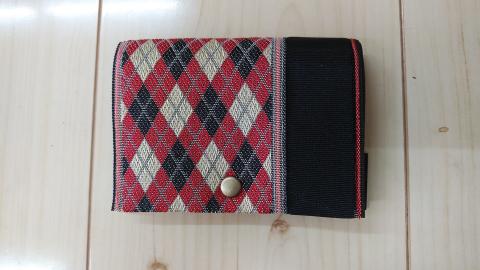 SZ0170　【畳の縁で制作】フタ付名刺カード入れ　1個(アーガイル赤)
