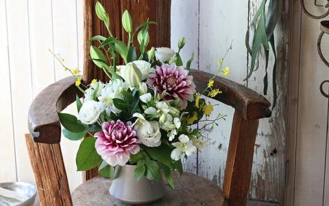 SL0223　お花の定期便　年4回届く 「雅　酒田のフラワーアレンジメント」