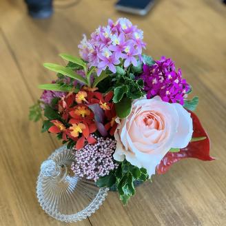 SL0235　【毎月届く】季節を感じるフラワーアレンジ12