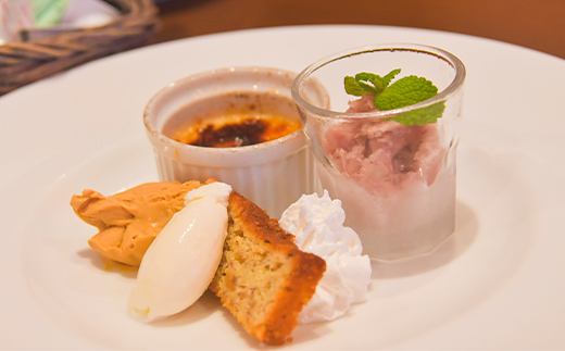 ＜地元食材たっぷりの農園レストラン＞トラットリア・ノンノ お食事券【9,000円分】 F3S-2653